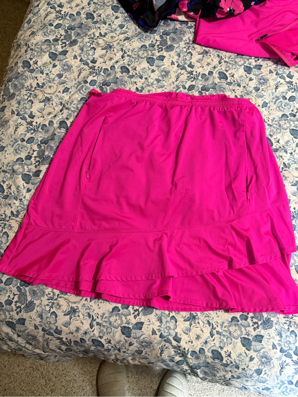 TAIL golf skort with ruffle front
